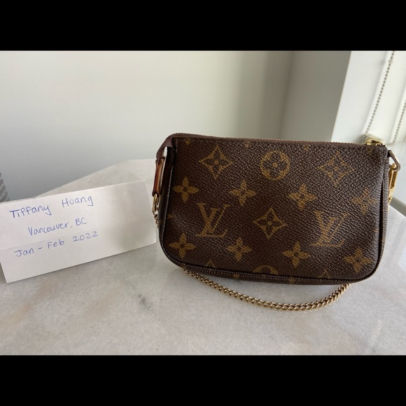 Louis Vuitton Monogram Mini Pochette - Picture 1 of 1